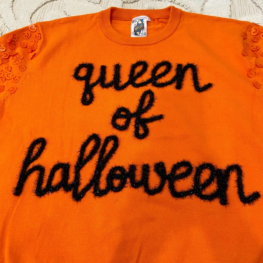 QUEEN OF SPARKLES Halloween sweater
